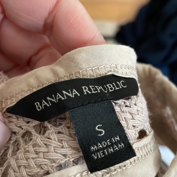 Banana Republic Top - Picture 5 of 6